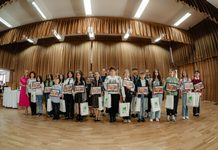 Festivitatea de premiere a concursului „Comorile Călimanilor” a adus împreună 187 de copii din patru județe, în cadrul evenimentului „Universul copiilor în culori”